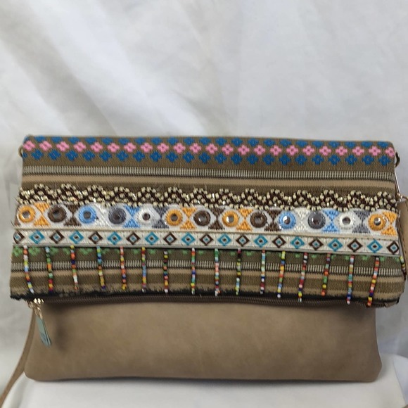 Boho Beaded Fold Over Hand Bag - Picture 4 of 10